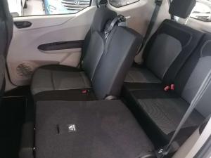 Renault Triber 1.0 Evolution - Image 20