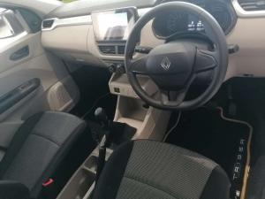 Renault Triber 1.0 Evolution - Image 8