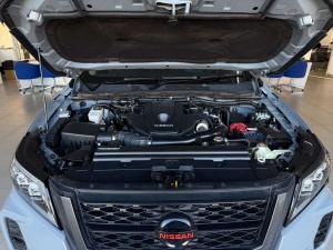 Nissan Navara 2.5DDTI PRO-2X automatic D/C - Image 13