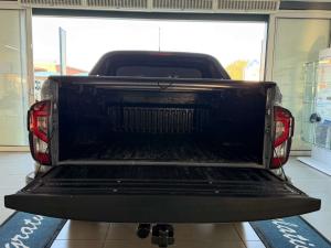 Nissan Navara 2.5DDTI PRO-2X automatic D/C - Image 7