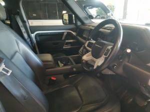Land Rover Defender 110 D300 X-Dynamic HSE - Image 4
