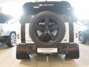 Land Rover Defender 110 D300 X-Dynamic HSE - Image 8