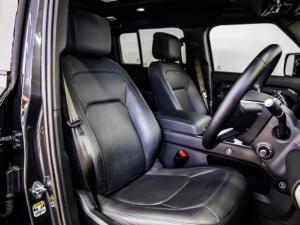 Land Rover Defender 110 D350 X-Dynamic HSE - Image 11