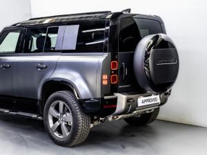 Land Rover Defender 110 D350 X-Dynamic HSE - Image 9