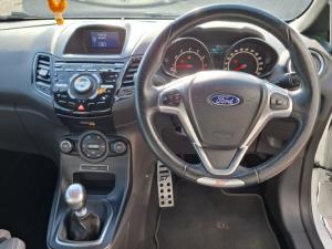 Ford Fiesta ST - Image 10