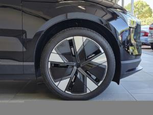 Volvo EX30 Twin Motor Performance Ultra - Image 12