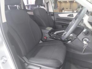 Mahindra XUV700 2.0T AX5 - Image 11