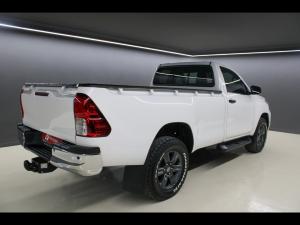 Toyota Hilux 2.4GD-6 single cab Raider manual - Image 2