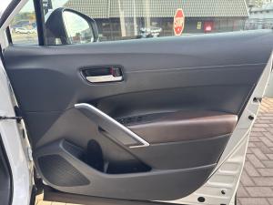 Toyota Corolla Cross 1.8 HEV XS - Image 21