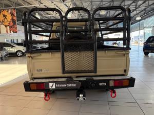Toyota Land Cruiser 79 4.5D-4D V8 double cab LX - Image 5