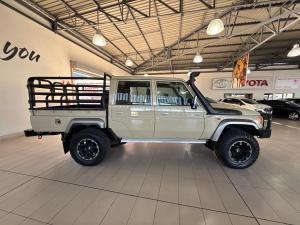 Toyota Land Cruiser 79 4.5D-4D V8 double cab LX - Image 3