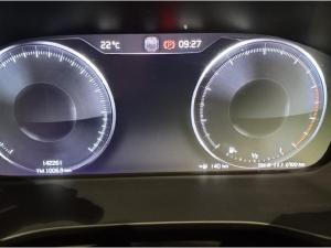 Volvo XC40 T5 AWD R-Design - Image 9