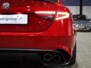 Alfa Romeo Giulia Quadrifoglio - Image 11