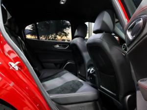 Alfa Romeo Giulia Quadrifoglio - Image 18