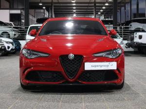 Alfa Romeo Giulia Quadrifoglio - Image 3