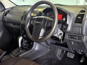 Isuzu D-Max 250 double cab Hi-Ride auto - Image 16