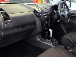 Isuzu D-Max 250 double cab Hi-Ride auto - Image 6