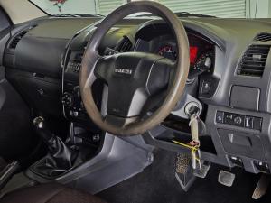 Isuzu D-Max 250 double cab Hi-Ride - Image 18
