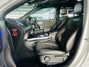 Mercedes-Benz GLA GLA200 Progressive - Image 5