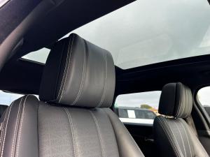 Land Rover Range Rover Velar D300 HSE - Image 10