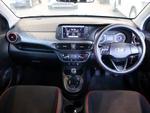 Hyundai Grand i10 1.0 Premium hatch - Image 13