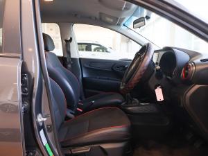 Hyundai Grand i10 1.0 Premium hatch - Image 14