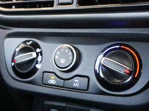 Hyundai Grand i10 1.0 Premium hatch - Image 22