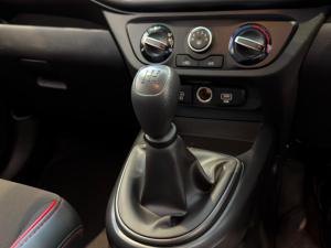 Hyundai Grand i10 1.0 Premium hatch - Image 9