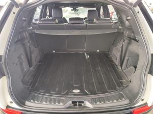 Land Rover Discovery Sport D180 R-Dynamic HSE - Image 11