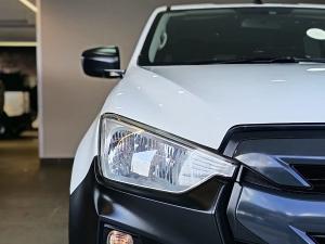Isuzu D-Max 1.9TD double cab L auto - Image 14
