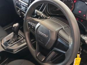 Isuzu D-Max 1.9TD double cab L auto - Image 16