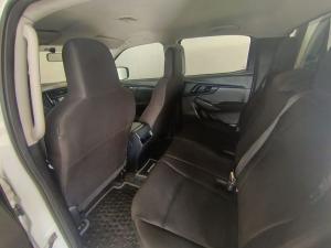 Isuzu D-Max 1.9TD double cab L auto - Image 23