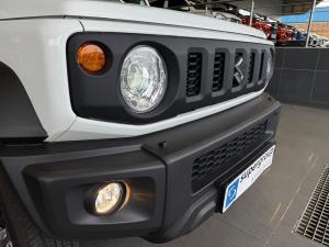 Suzuki Jimny 1.5 GLX AllGrip 3-door manual - Image 28