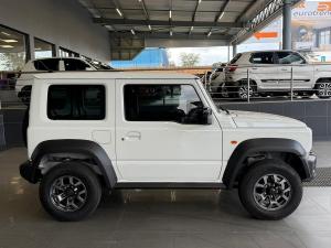 Suzuki Jimny 1.5 GLX AllGrip 3-door manual - Image 4