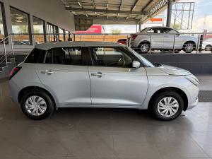Suzuki Swift 1.2 GL - Image 4