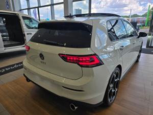 Volkswagen Golf GTI - Image 2