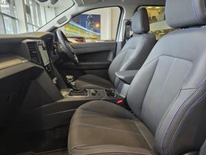 Volkswagen Amarok 2.0TDI double cab Life - Image 6
