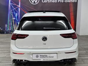 Volkswagen Golf R - Image 17