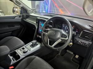 Volkswagen Amarok 2.0BiTDI double cab Life 4Motion - Image 6