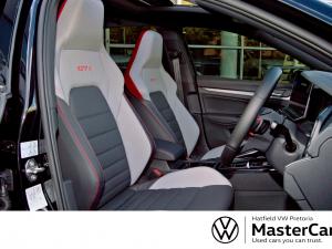 Volkswagen Golf GTI - Image 8