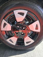 Renault Kiger 1.0T Techno - Image 18