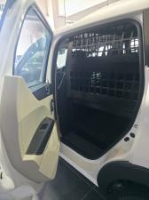 Renault Triber 1.0 Express panel van - Image 11