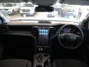 Volkswagen Amarok 2.0TDI double cab auto - Image 10