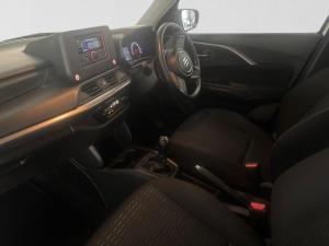 Suzuki Swift 1.2 GL - Image 17