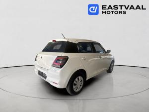 Suzuki Swift 1.2 GL - Image 8