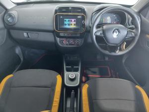 Renault Kwid 1.0 10 Anniversary Edition auto - Image 12