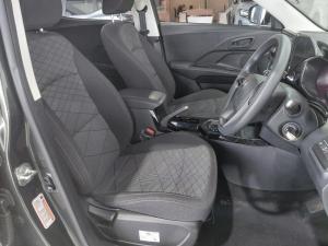 Mahindra XUV 3XO 1.2T MX2 auto - Image 10