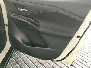Nissan Magnite 1.0 Visia auto - Image 12