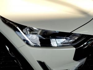 Nissan Magnite 1.0 Visia auto - Image 15