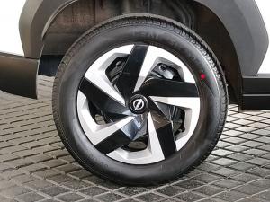 Nissan Magnite 1.0 Visia auto - Image 24